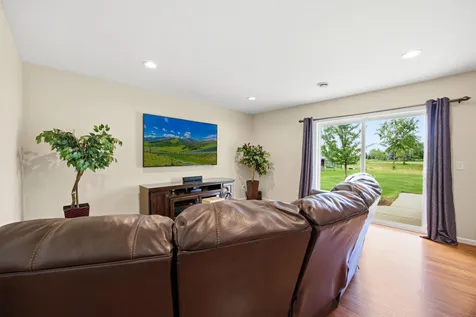 9746 Dunes Lane Cottage Grove MN 55016