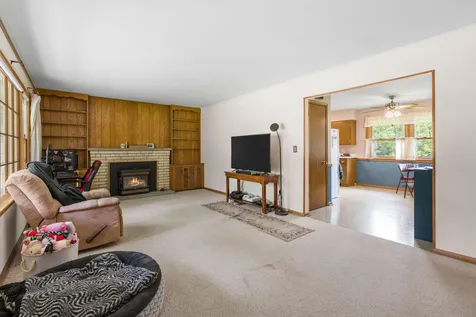 413 Whitegate Lane Wayzata MN 55391