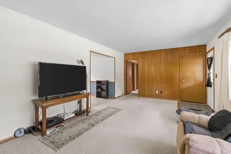 413 Whitegate Lane Wayzata MN 55391