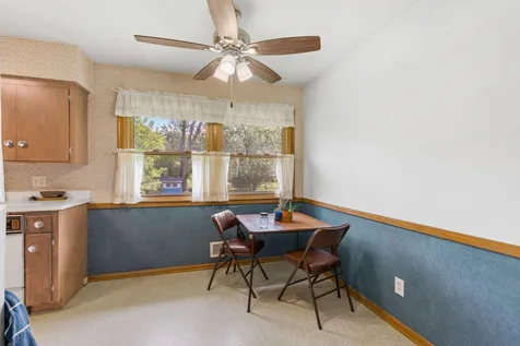 413 Whitegate Lane Wayzata MN 55391
