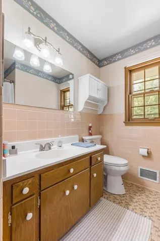 413 Whitegate Lane Wayzata MN 55391
