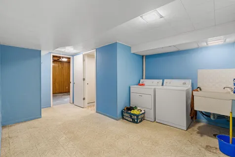 413 Whitegate Lane Wayzata MN 55391