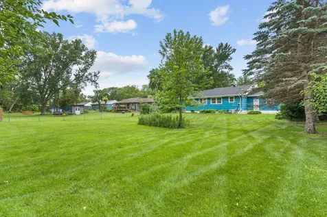 413 Whitegate Lane Wayzata MN 55391
