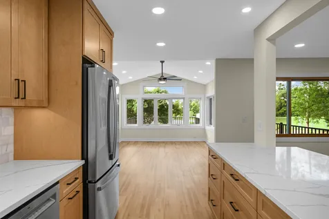 3947 Beryl Road Eagan MN 55122