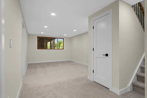 3947 Beryl Road Eagan MN 55122