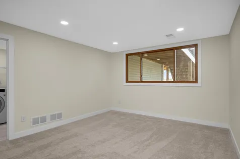 3947 Beryl Road Eagan MN 55122