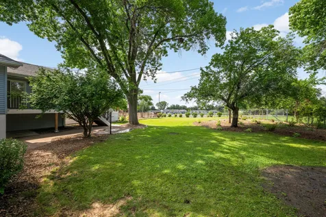 3947 Beryl Road Eagan MN 55122
