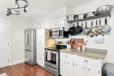 301 Walnut Lane Apple Valley MN 55124