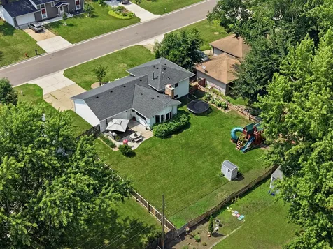 301 Walnut Lane Apple Valley MN 55124