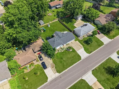 301 Walnut Lane Apple Valley MN 55124