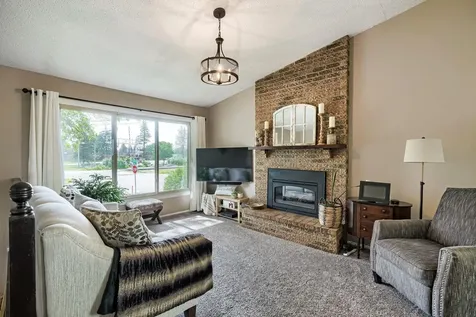 1032 1st Street Farmington MN 55024