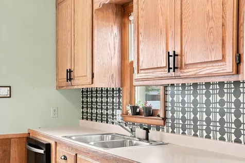 5752 23rd Avenue S Minneapolis MN 55417