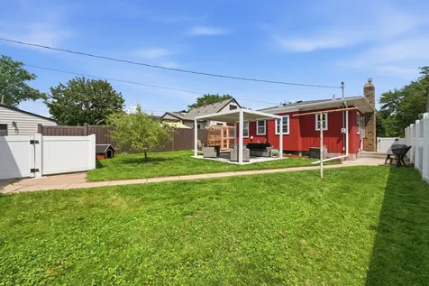 5752 23rd Avenue S Minneapolis MN 55417