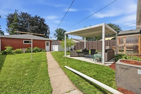 5752 23rd Avenue S Minneapolis MN 55417