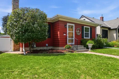 5752 23rd Avenue S Minneapolis MN 55417