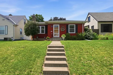 5752 23rd Avenue S Minneapolis MN 55417