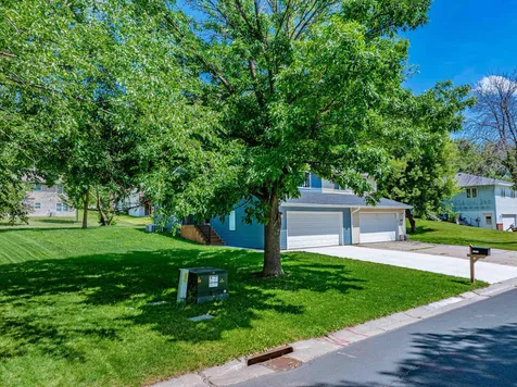 1035 Fox Run Road Waconia MN 55387