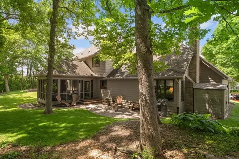 4824 Whispering Court Eagan MN 55122