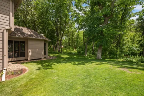 4824 Whispering Court Eagan MN 55122