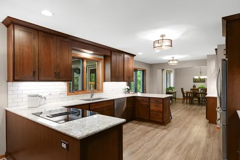 4824 Whispering Court Eagan MN 55122