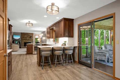 4824 Whispering Court Eagan MN 55122