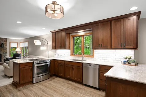 4824 Whispering Court Eagan MN 55122