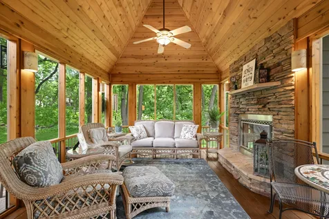 4824 Whispering Court Eagan MN 55122