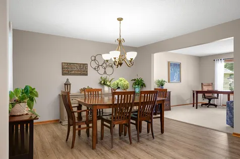 4824 Whispering Court Eagan MN 55122