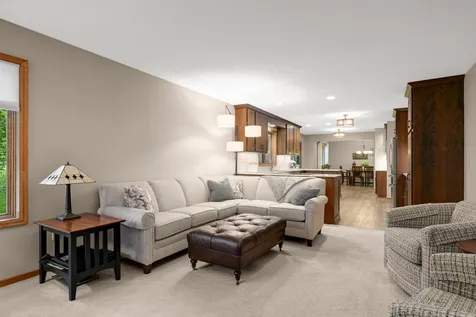 4824 Whispering Court Eagan MN 55122