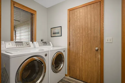 4824 Whispering Court Eagan MN 55122