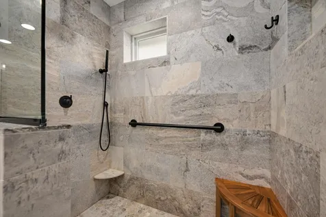4824 Whispering Court Eagan MN 55122