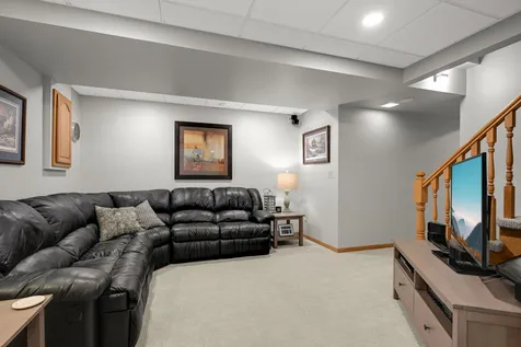 4824 Whispering Court Eagan MN 55122