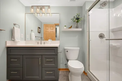 4824 Whispering Court Eagan MN 55122