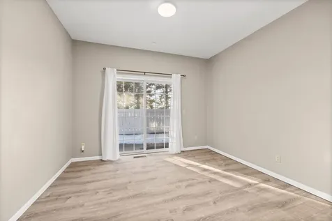 401 Hickory Lane N Oakdale MN 55128