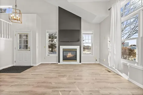 401 Hickory Lane N Oakdale MN 55128