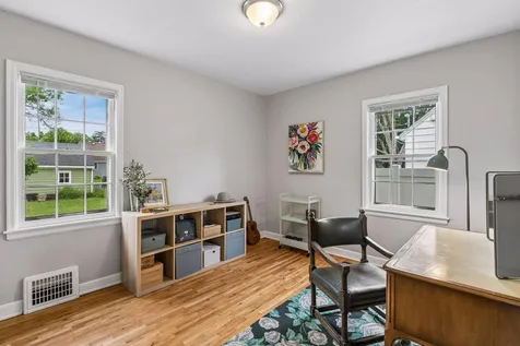 4535 Vincent Avenue N Minneapolis MN 55412
