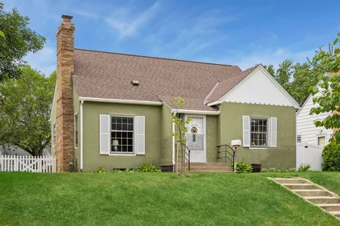 4535 Vincent Avenue N Minneapolis MN 55412