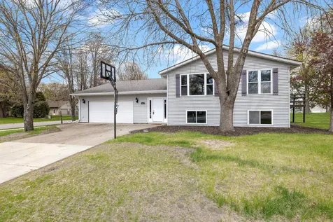 411 4th Street N Sartell MN 56377