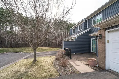 1845 Donegal Drive Woodbury MN 55125