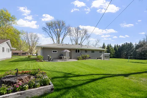 616 Elm Avenue SE Montgomery MN 56069