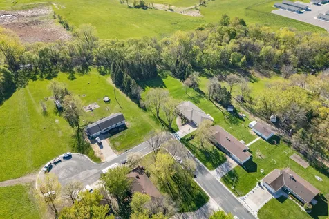 616 Elm Avenue SE Montgomery MN 56069