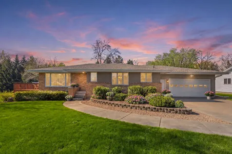 616 Elm Avenue SE Montgomery MN 56069