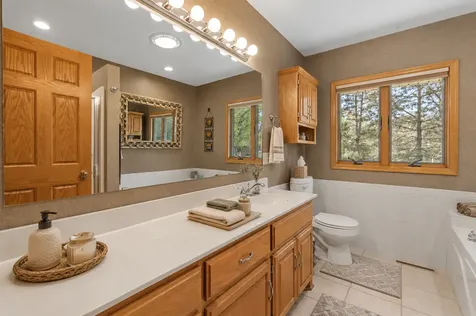 616 Elm Avenue SE Montgomery MN 56069