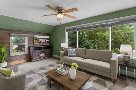 356 1st Avenue S South Saint Paul MN 55075