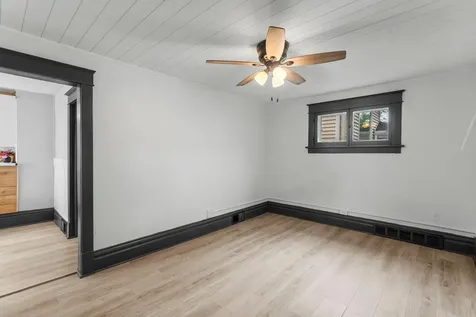 356 1st Avenue S South Saint Paul MN 55075
