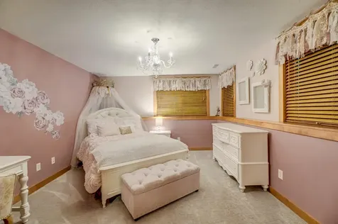 294 Salishan Drive Hudson WI 54016