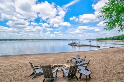 294 Salishan Drive Hudson WI 54016