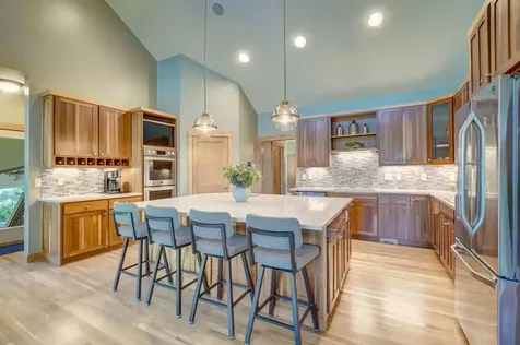 294 Salishan Drive Hudson WI 54016