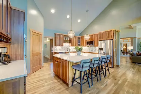 294 Salishan Drive Hudson WI 54016