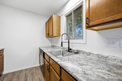 914-916 32nd Street N Fargo ND 58102